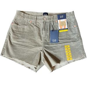 GAP Corduroy Short Shorts Women’s Size 8 Vetiver Green Raw Hem NWT